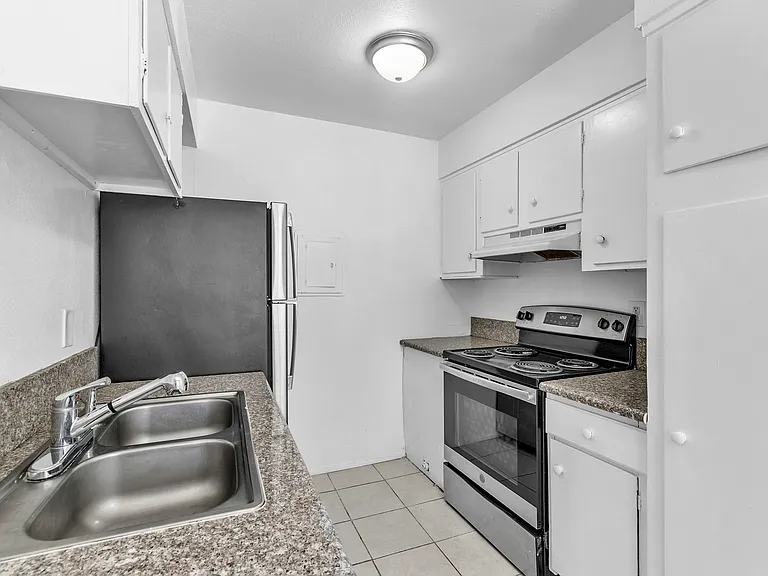 2508 E Mesquite Ave #3 — Photo 4
