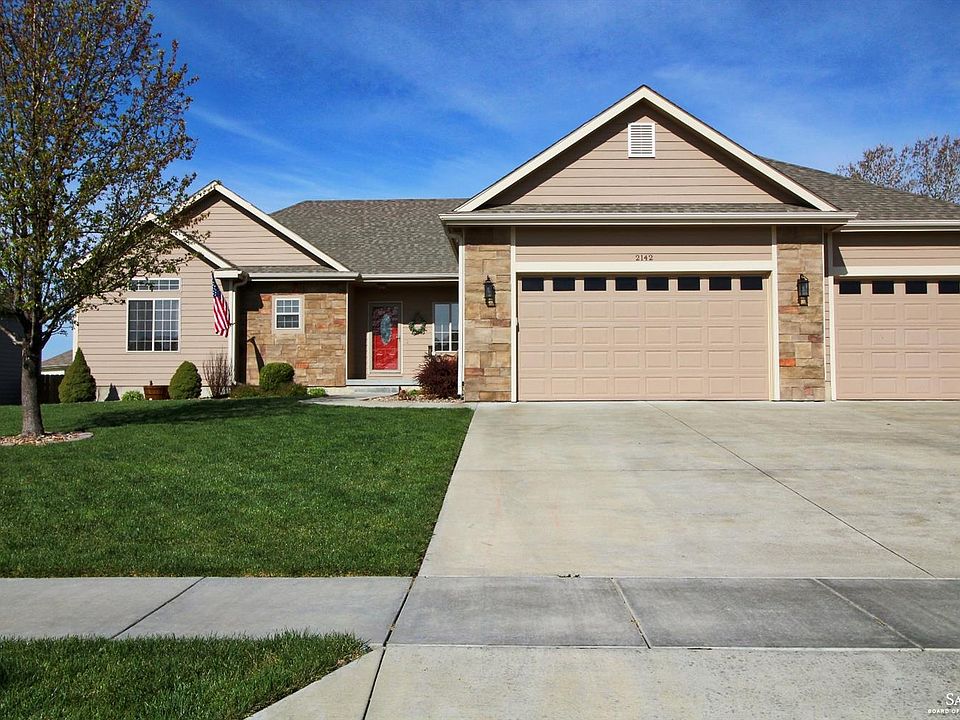 1st image of 2142 Redhawk Ln