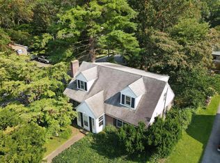 37 Sunset Rd, Newark, DE 19711