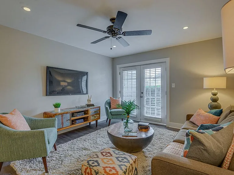 The Pointe at Bailey Cove — Photo 2