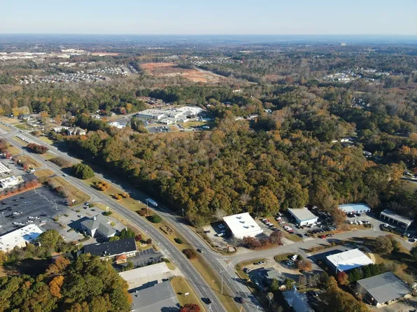 Bullsboro Dr, Newnan, GA 30263