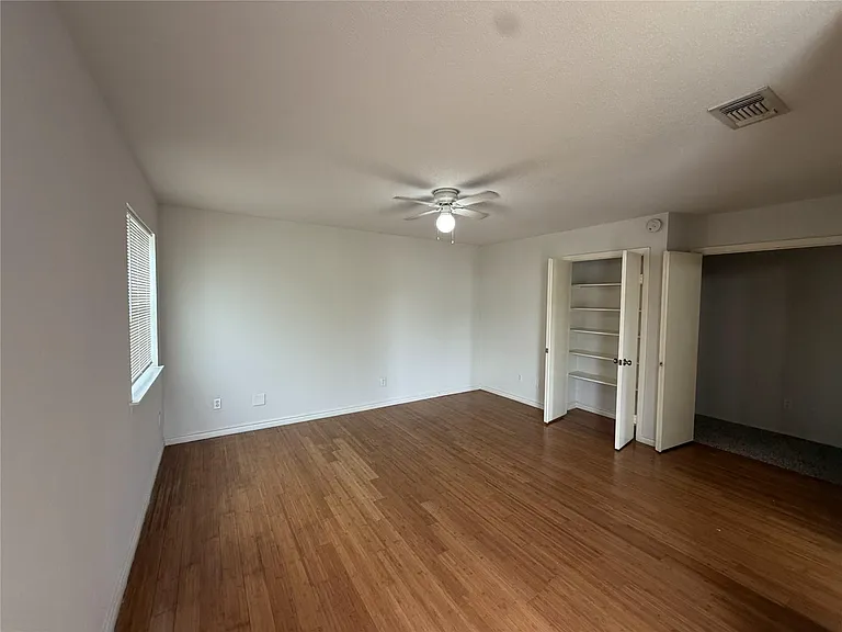 7841 Green Lawn Dr #7841 — Photo 6