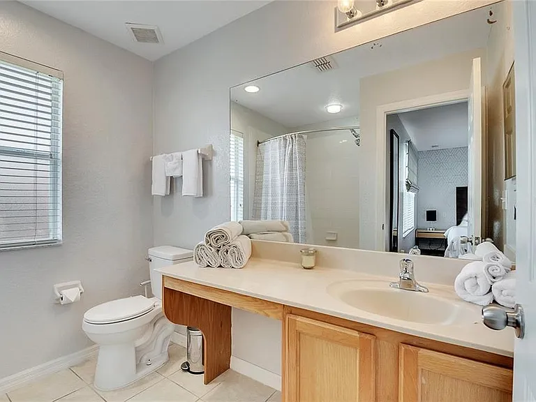 2713 Bushman Dr — Photo 26
