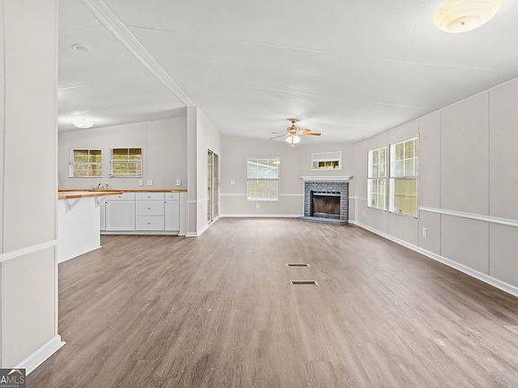 2nd image of 176 Barn Road Cir