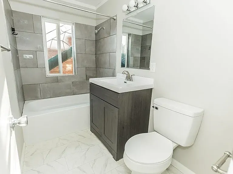 708 Johnstown Ave #3 — Photo 2