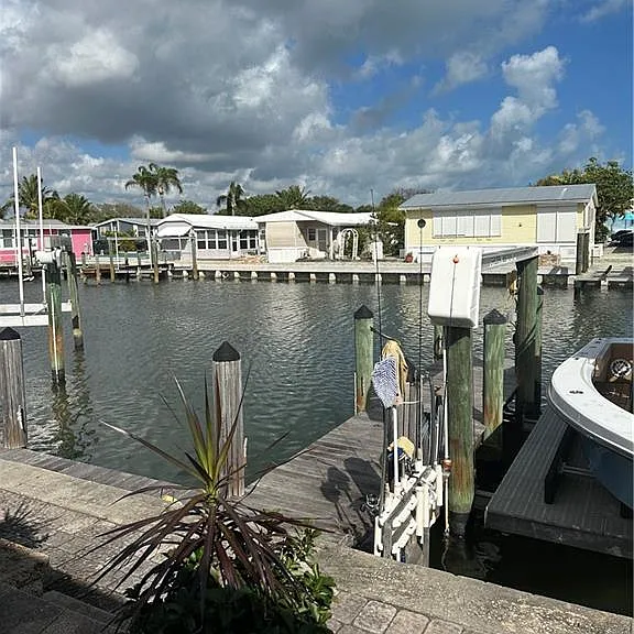 60 Aqua Ra Dr — Photo 18