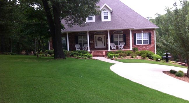 1st image of 28 Stonehenge Dr