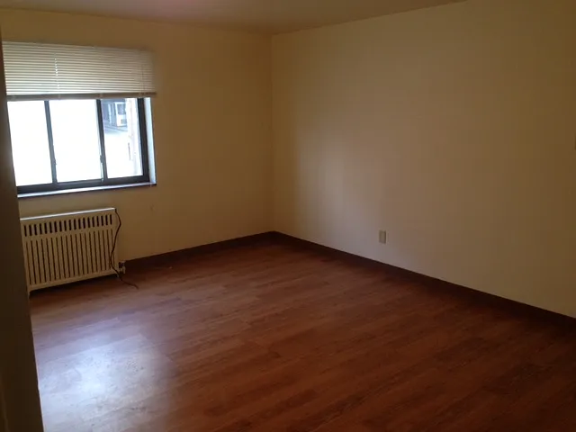 545 South Aiken Ave — Photo 11