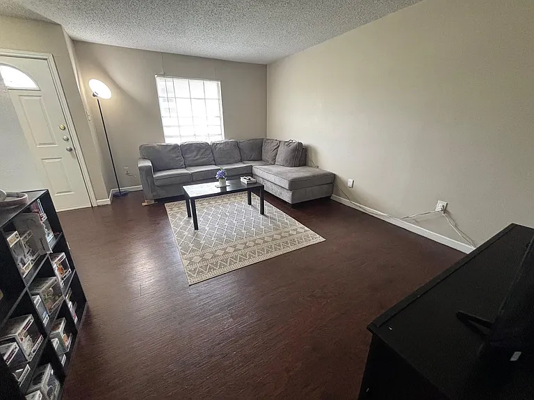 6503 Dunn Dr — Photo 3