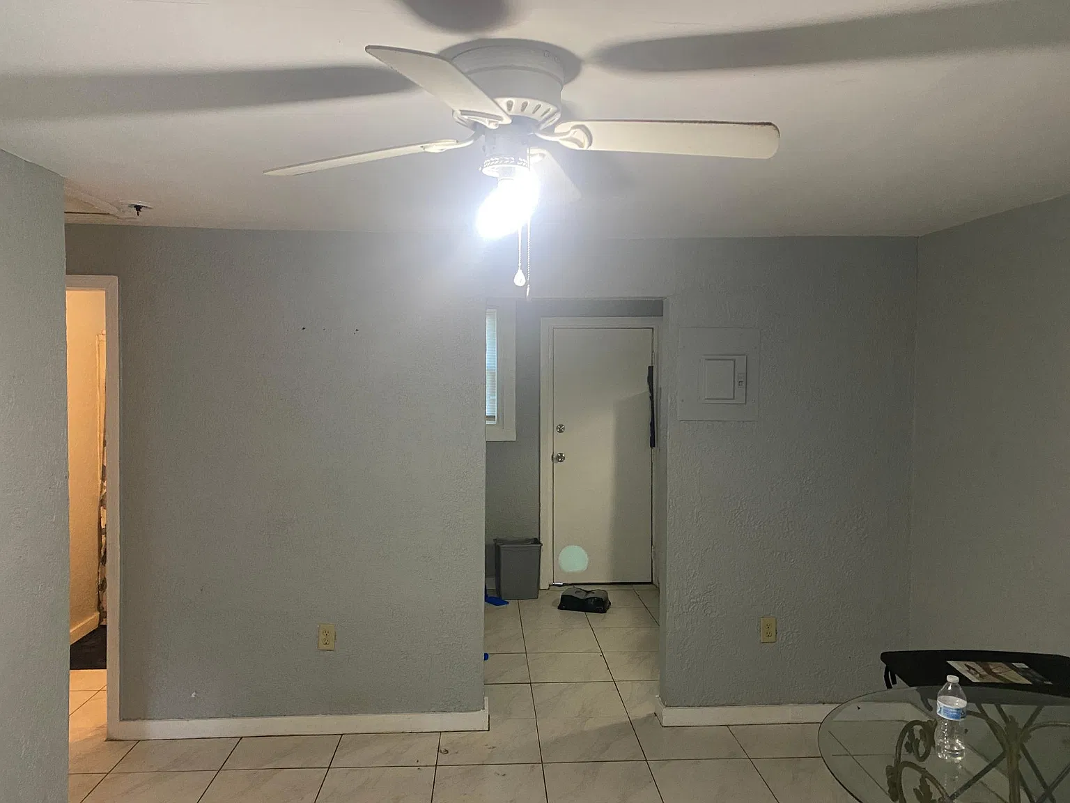2 bed, 750 sqft, $950 — Photo 2