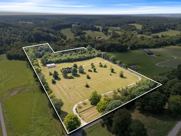 600 Bruce Rd, Dickson, TN 37055