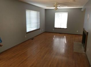 2803 Heritage Dr, Champaign, IL 61822