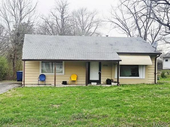 1205 Laredo Ave, Saint Louis, MO 63138