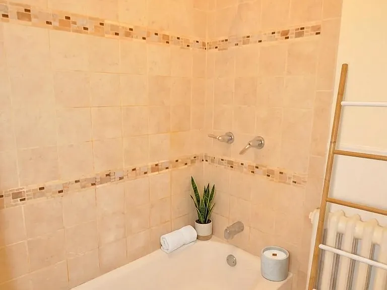 6027 71st Ave #2 — Photo 9