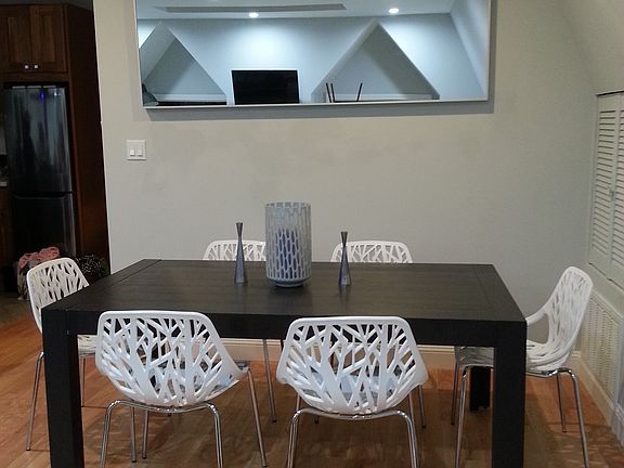 2nd image of 1807 Broadway APT 4