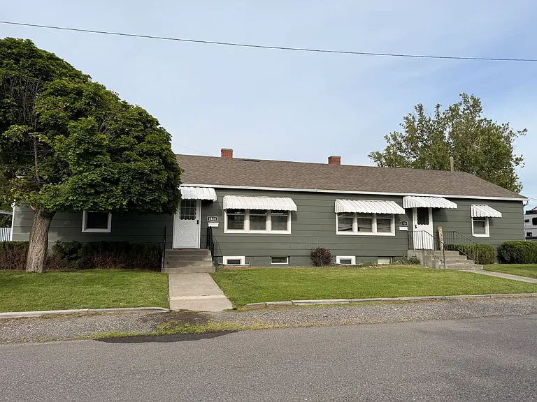 1520 Mahan Ave — Photo 1