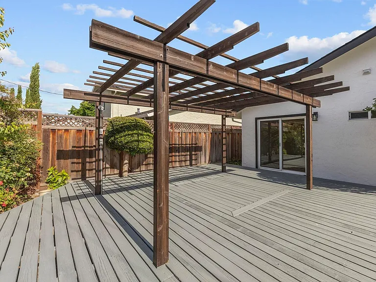 2506 Ardilla Ct — Photo 25