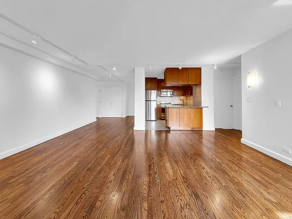 264 E Broadway #C405, New York, NY 10002