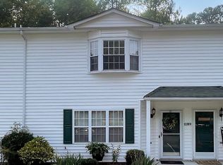 860 Spring Forest Rd APT H2, Greenville, NC 27834