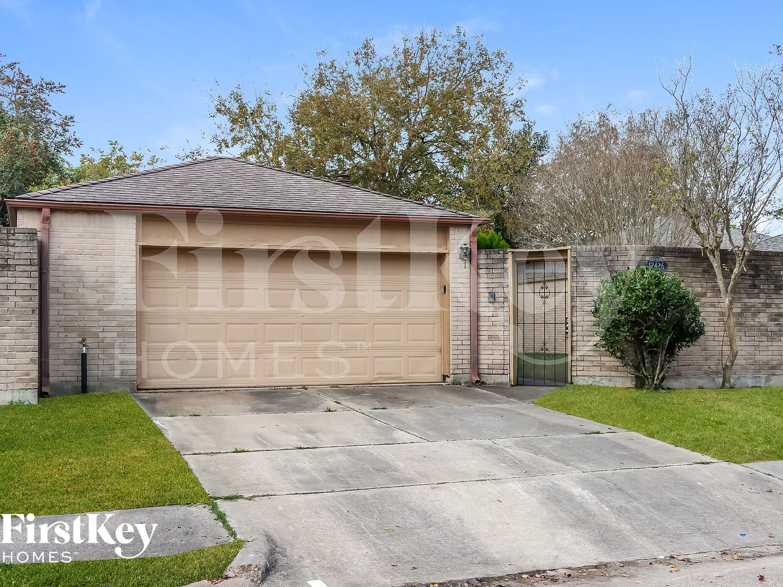 3 bed, 2.0 bath, 1318 sqft, $1,535 — Photo 2