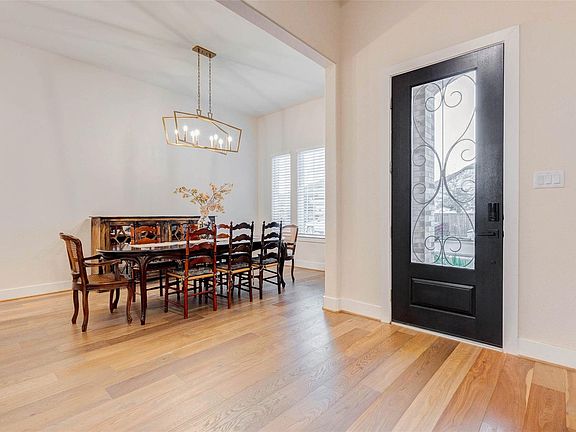 3rd image of 30407 Parkside Passage Ct
