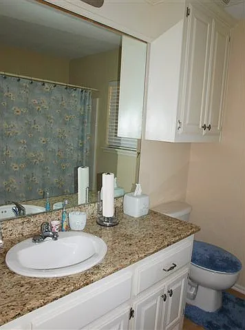 3706 NE Fieldcrest Dr — Photo 4