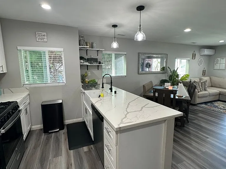 129 Norton Ave — Photo 13