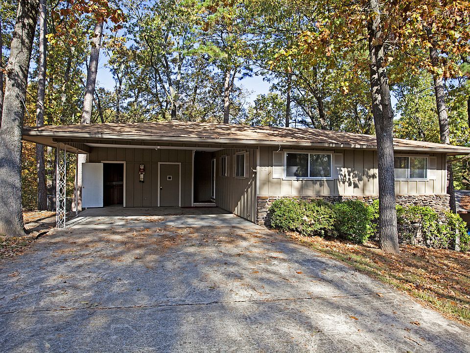 1st image of 33 Sheneman Dr