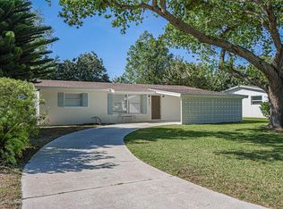 2203 1st Pl SW, Vero Beach, FL 32962