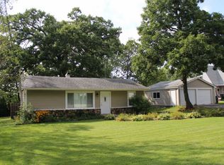 35912 N Helendale Rd, Ingleside, IL 60041