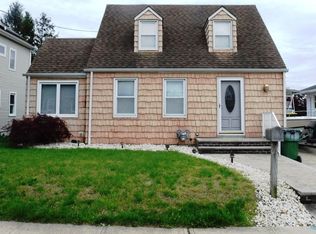21 Grand St, South Amboy, NJ 08879