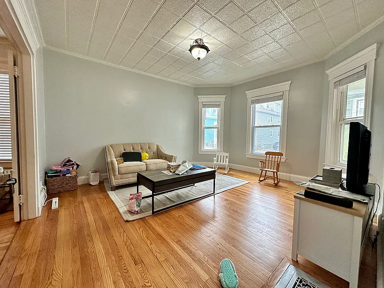 84 Lonsdale St #1 — Photo 3