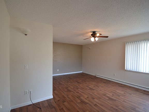 5th image of 811 5th Ave NW