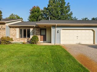 6623 Leisure Way Dr SE, Caledonia, MI 49316