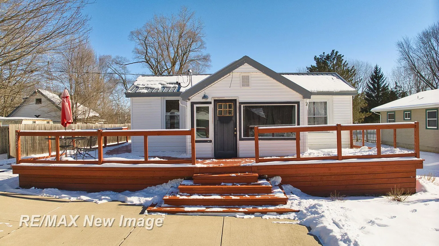 2845 Weigl Rd photo 1