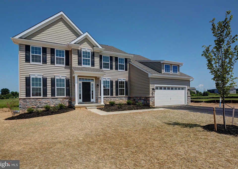 1st image of 812 Guthrie Cir