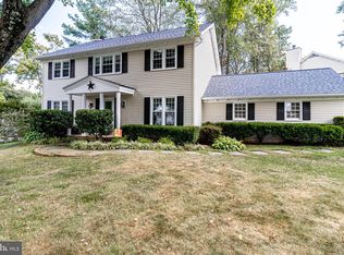6059 Burnside Landing Dr, Burke, VA 22015