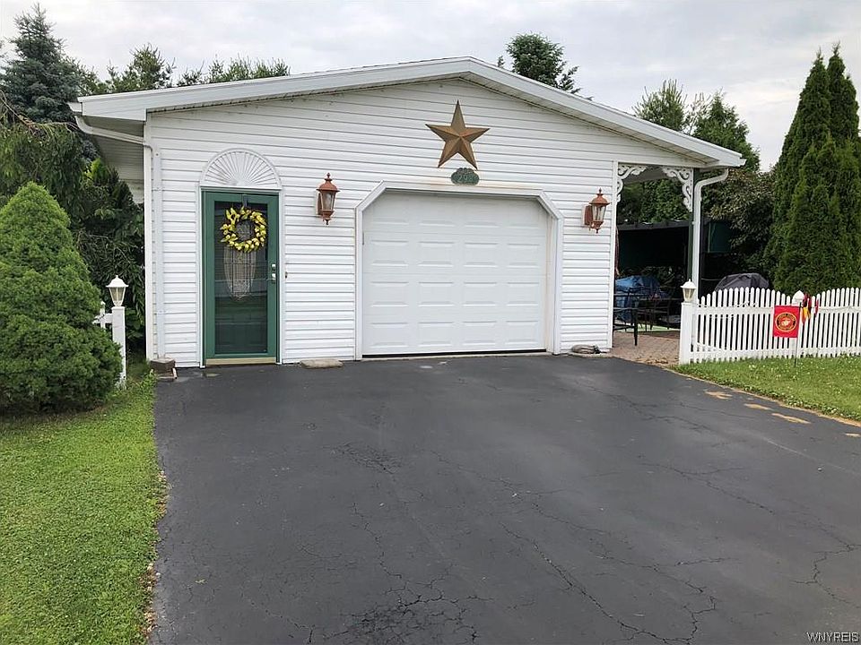 2nd image of 3233 Pratt Rd