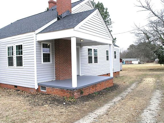 3rd image of 307 Lawrenceville Rd