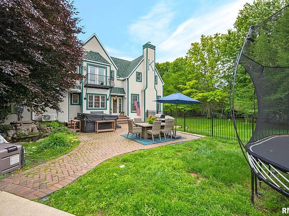4th image of 3211 N Elmcroft Ter