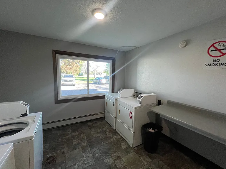 2070 Coon Rapids Blvd NW — Photo 5