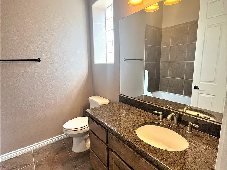 14910 Leeward Dr #802 — Photo 12