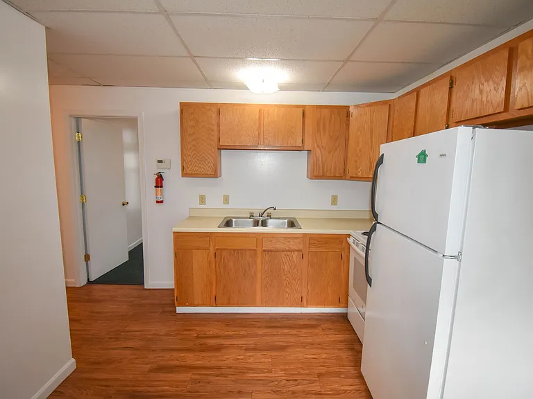 432 W Church St — Photo 10