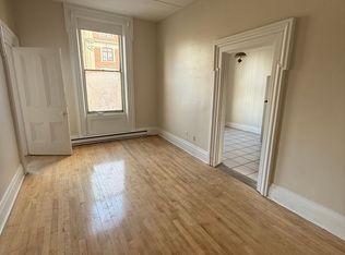 32 W High St APT 200, Carlisle, PA 17013