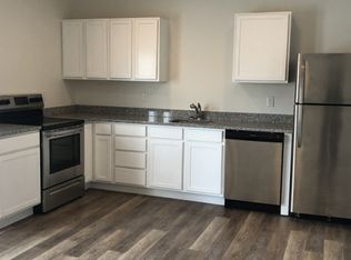 1018 1/2 Church St #3, Milton, WV 25541
