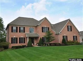 1354 Wicklow Dr, York, PA
