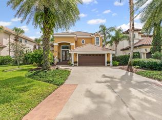 24 Kingfisher Ln, Palm Coast, FL 32137
