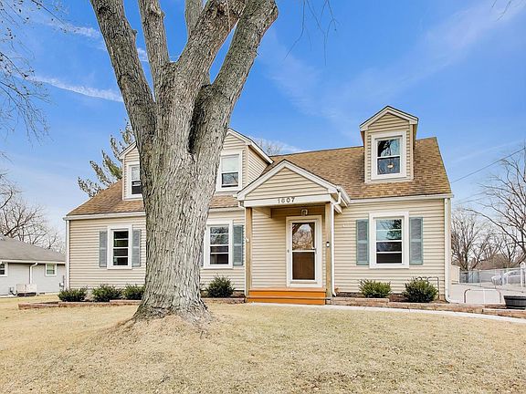 3rd image of 1607 W Plainfield Rd