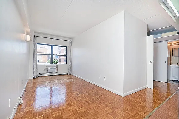 Rented by Corcoran | media 2