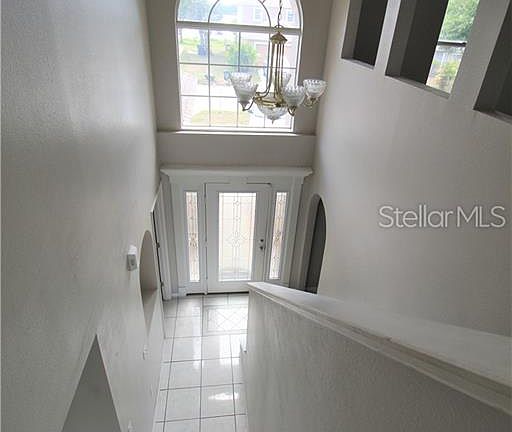 2nd image of 727 Sunset Cove Dr